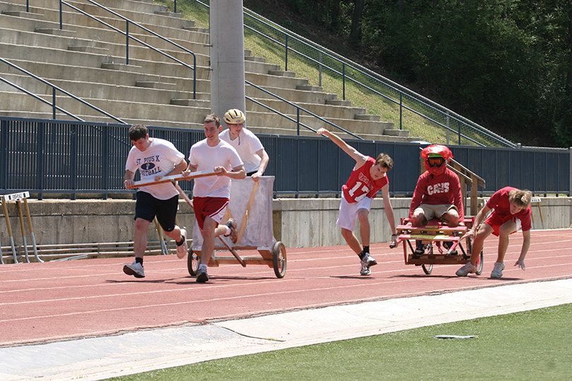 About 40 yards from the finish line the red faction, Chariot of Fire, was closing in on the white faction, The Three Pale Ones. Photo By Michael Alexander