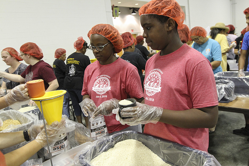 Stephanie Payne, left, and her 12-year-old son, Jonathan, came from Roswell to participate in the 2019 Starve Wars. Photo By Michael Alexander