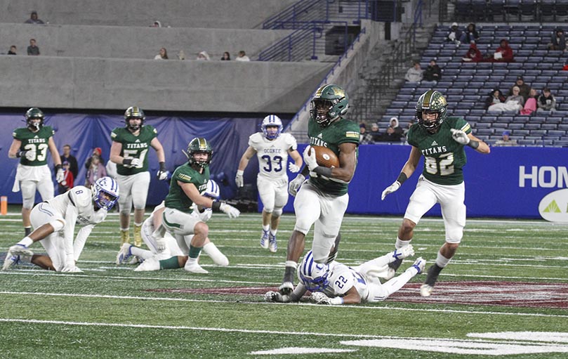 Oconee County 17-14 to garner its third consecutive Class AAAA state football championship. The Dec. 14 state finals game was played on “Pete” Petit Field at Georgia State University Stadium. Photo By Michael Alexander